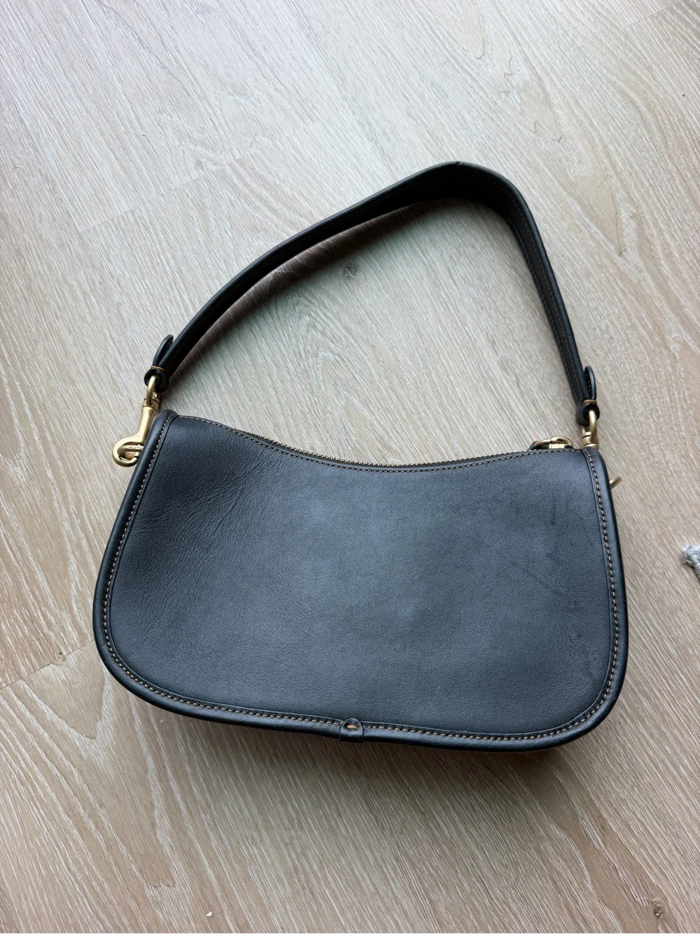 Coach Swinger Black Leather Shoulder Bag